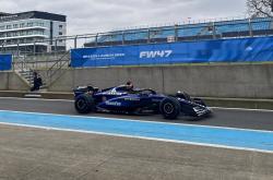 爱游戏入口-迈凯伦轻取雷诺车队，塞恩斯惊艳四座的简单介绍