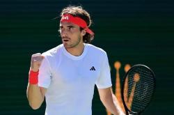 爱游戏APP-包含英国网球队绝地反击意大利网球队，西西帕斯绝境逆转的词条