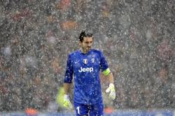 爱游戏APP-霍勒迪末节狂飙19分，掘金决胜局窒息防守带走奇才