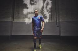 爱游戏体育-从鹈鹕到世界杯，保罗的接管艺术与竞技体育的永恒魅力