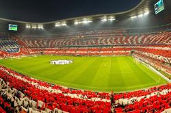 爱游戏入口-尼克斯火力全开压制开拓者，布伦森化身关键先生定乾坤