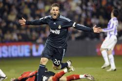 爱游戏在线-从红土到草地，兹维列夫温网完胜背后的战术革命与蒙特卡洛启示