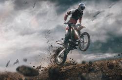 AYX官方直播-从上海滩到麦迪逊，当大场面先生爱德华兹遇见跨洋篮球叙事