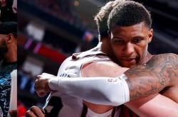 爱游戏体育-火箭替补队员硬战打出气势勇士招架