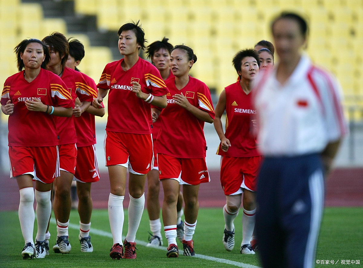 女足全队掀起热潮,领先对手 女足全队掀起热潮,领先对手