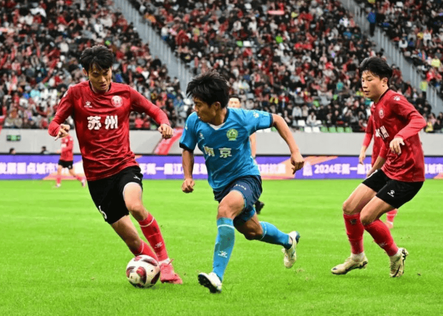 包含亚眠主场大胜南特,士气高涨的词条 包含亚眠主场大胜南特,士气高涨的词条