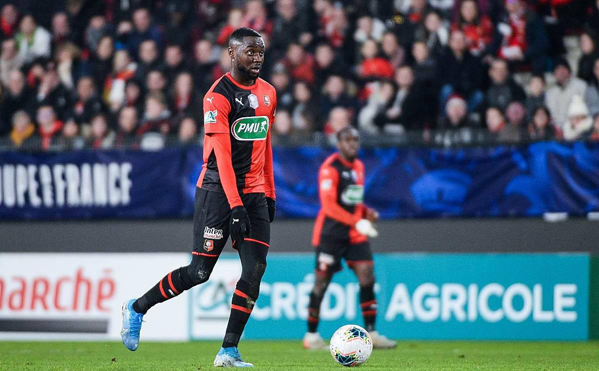 包含亚眠主场大胜南特,士气高涨的词条 包含亚眠主场大胜南特,士气高涨的词条