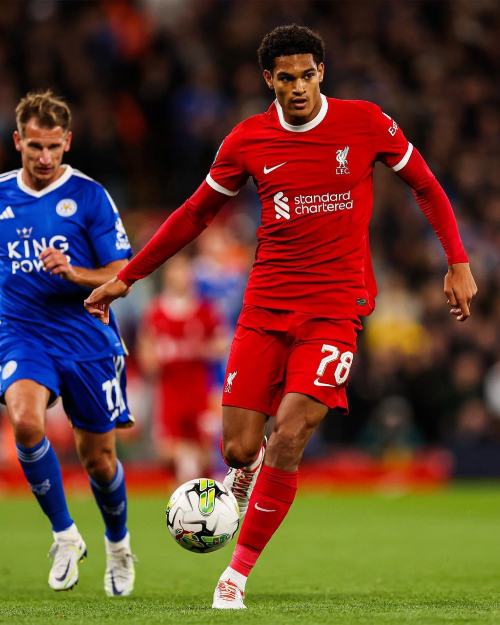 利物浦击败劲敌,实现逆转晋级 利物浦击败劲敌,实现逆转晋级