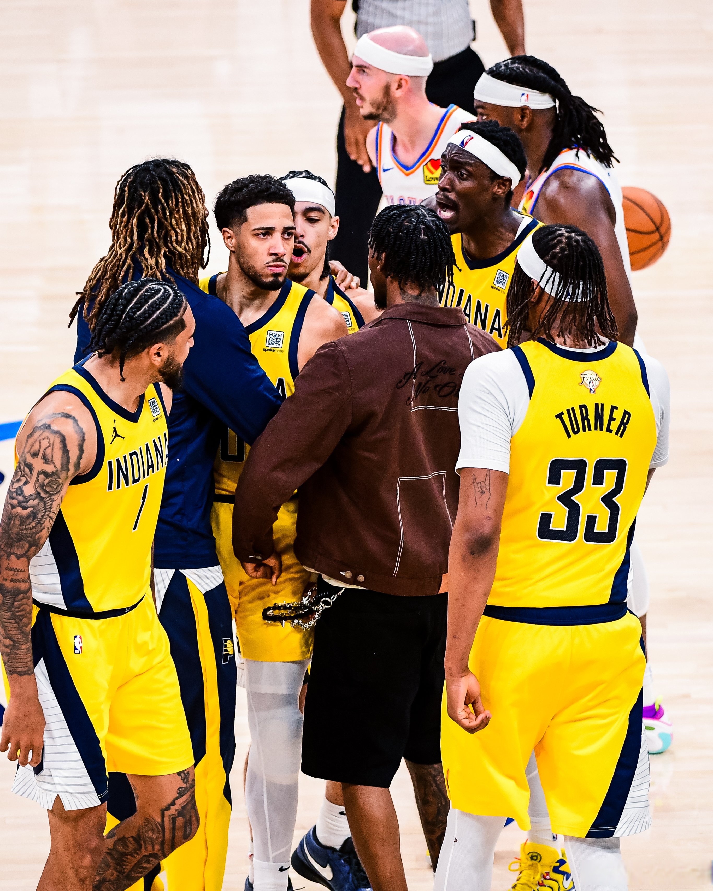 包含太阳主场告胜步行者，布克分全场最高的词条