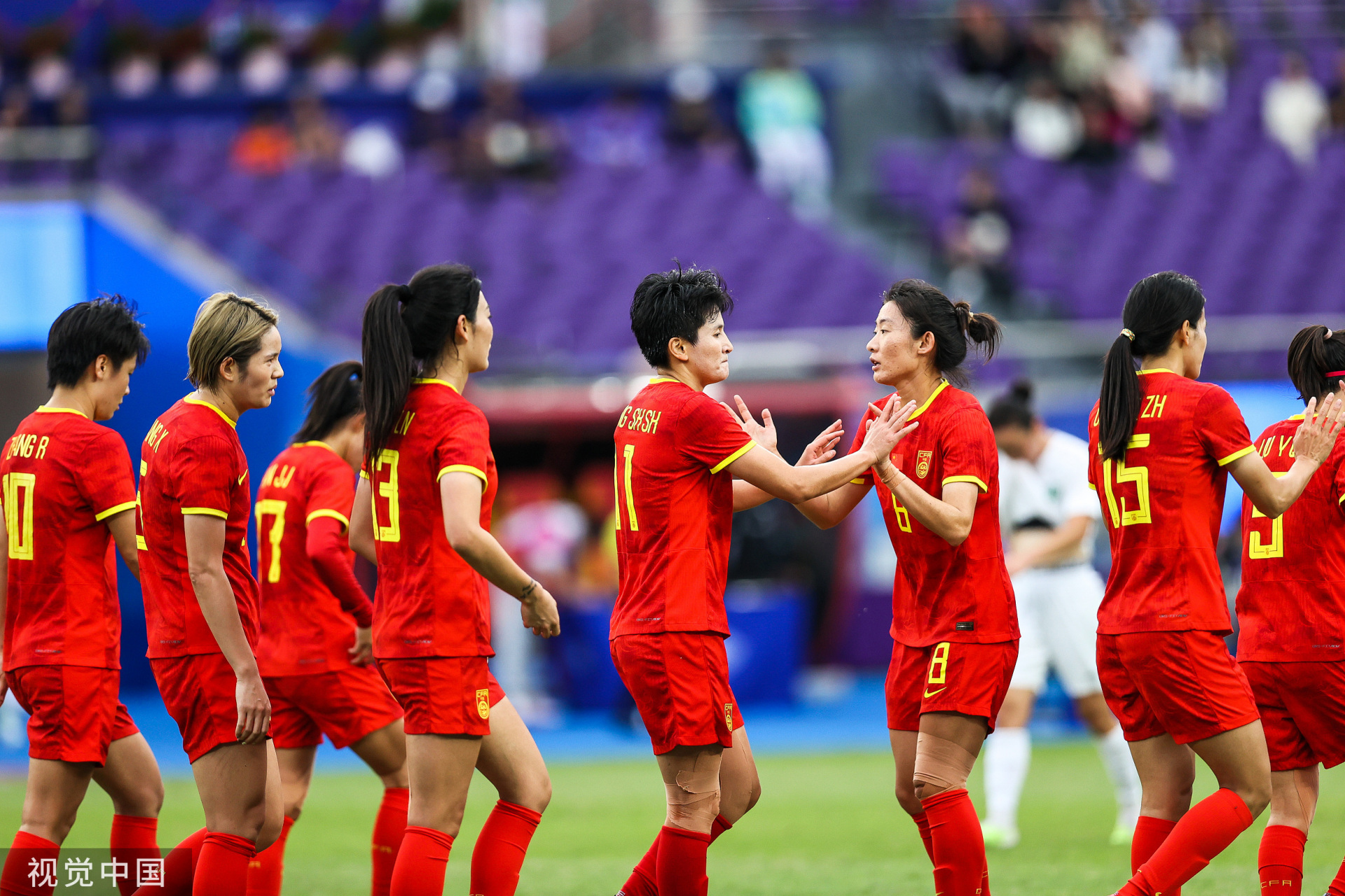 亚洲女足决胜战打响，球员实力拼搏的简单介绍