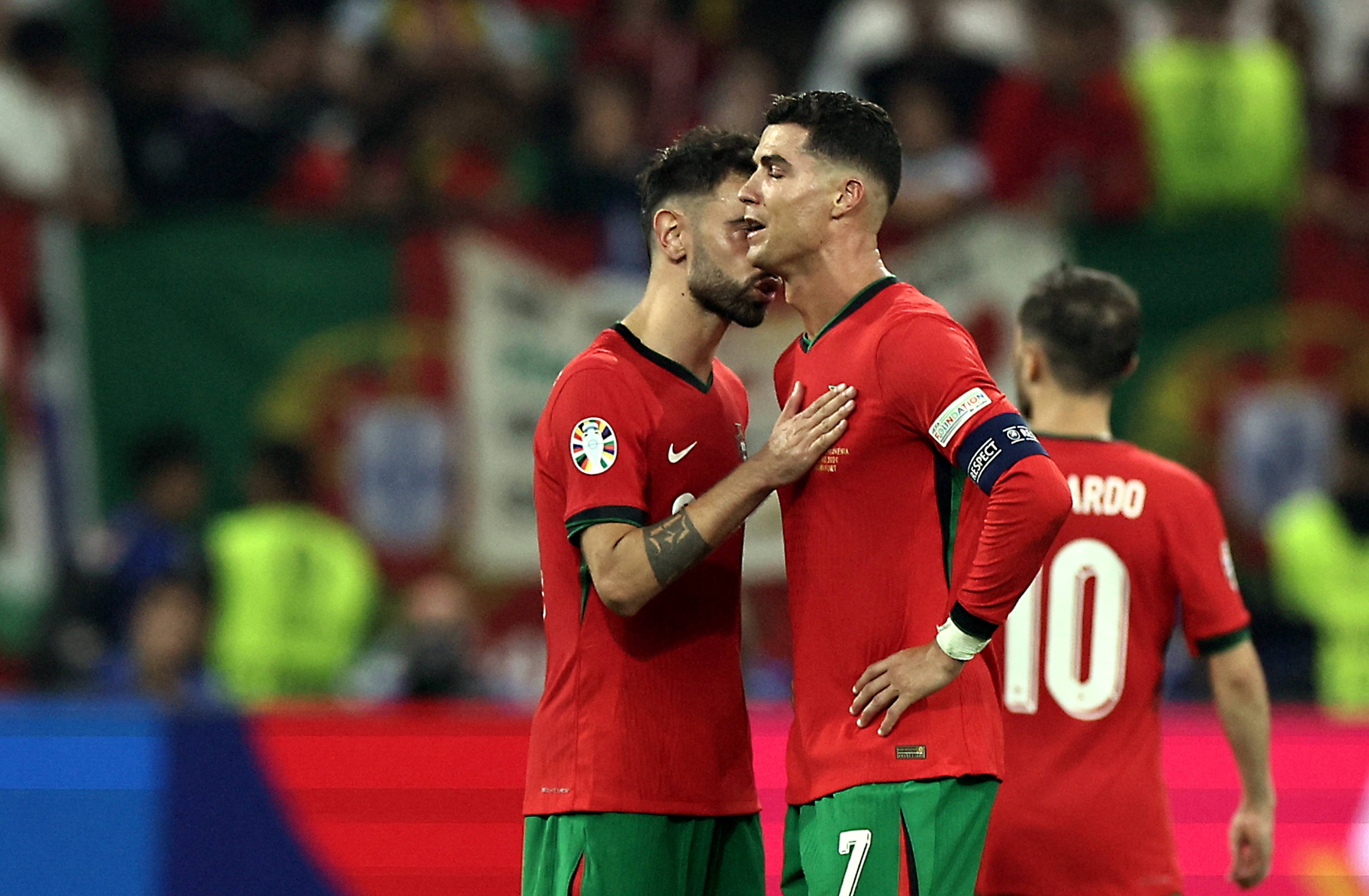 葡萄牙球队在比赛中表现出色，成功晋级