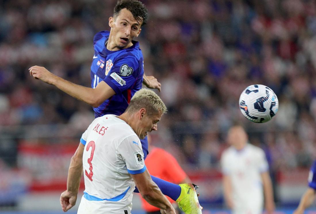 瓦伦西亚绝杀阿根廷，莫德里奇送出助攻