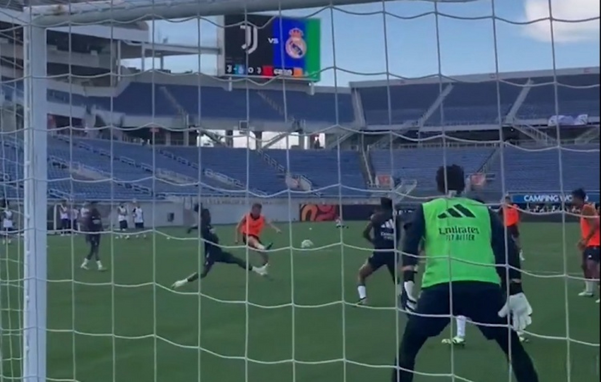 包含马德里竞技碾压尤文，莫德里奇完成帽子戏法的词条