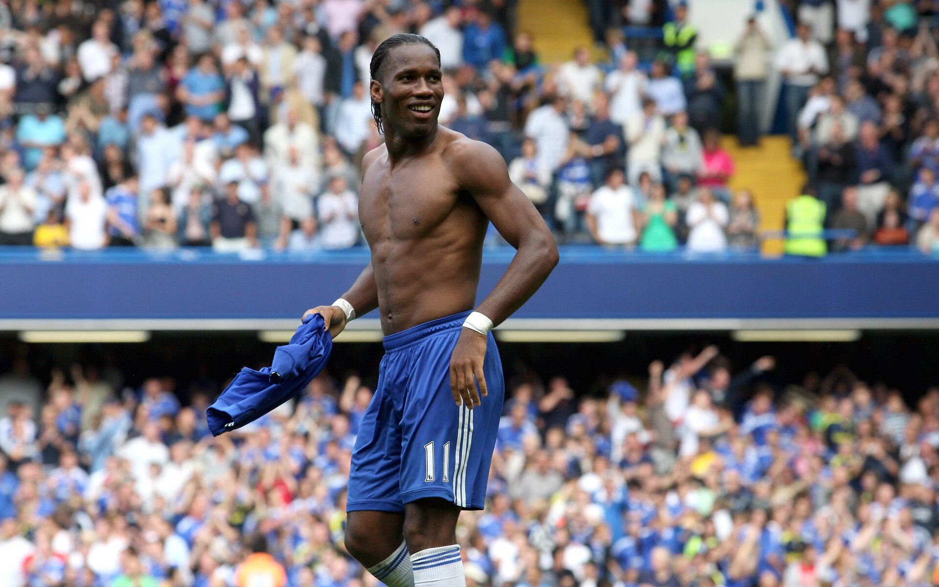 赛道上的交响诗,范戴克全程高能输出,F1年度争冠之夜铸就传奇